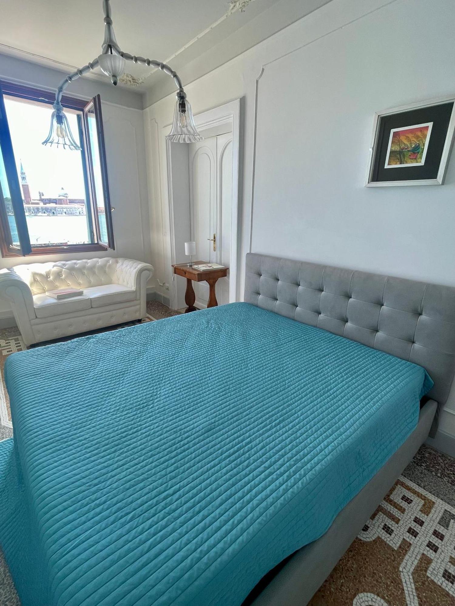 The B Collection - San Marco Riva Schiavoni Apartment Венеция Екстериор снимка