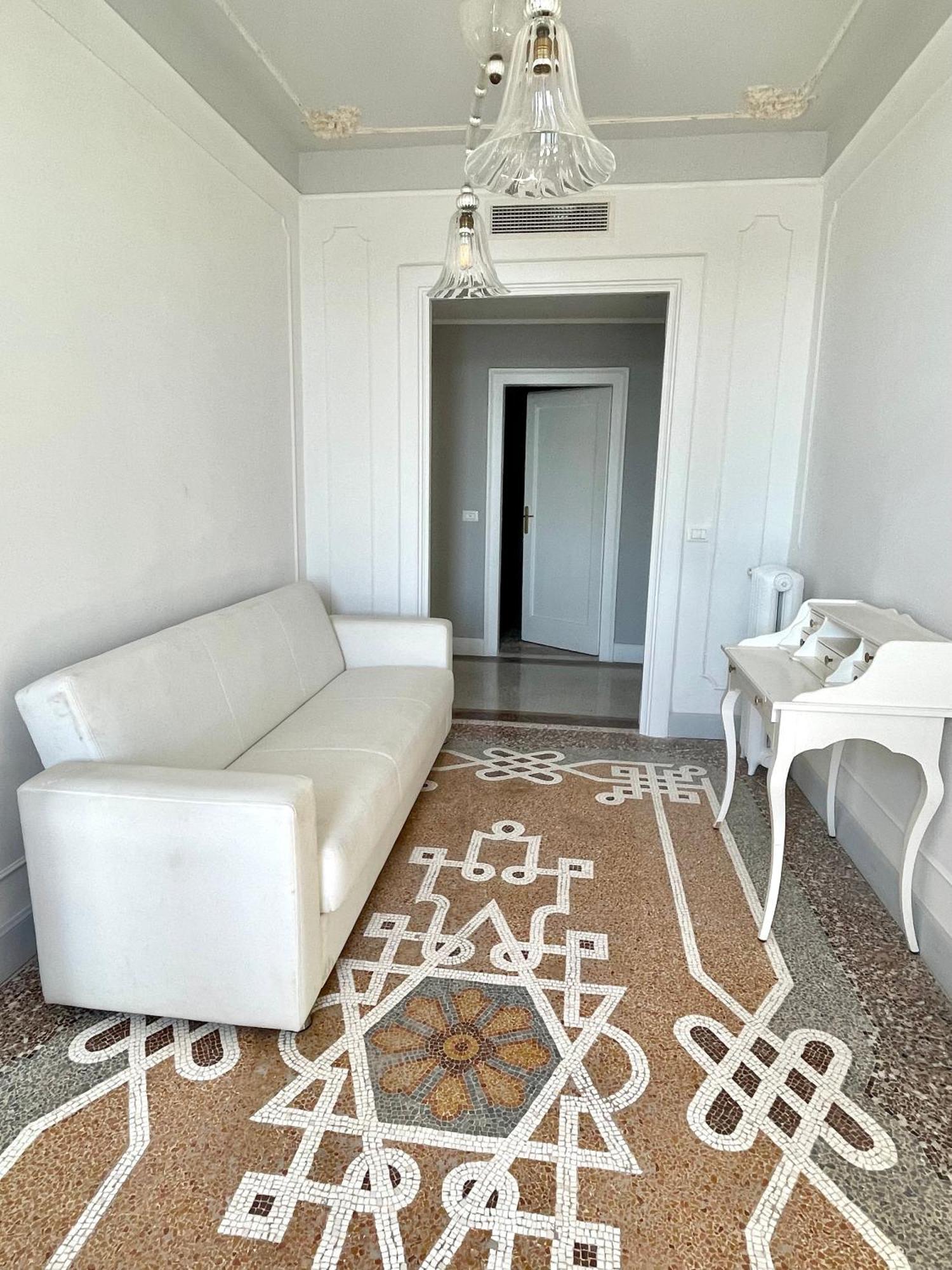 The B Collection - San Marco Riva Schiavoni Apartment Венеция Екстериор снимка